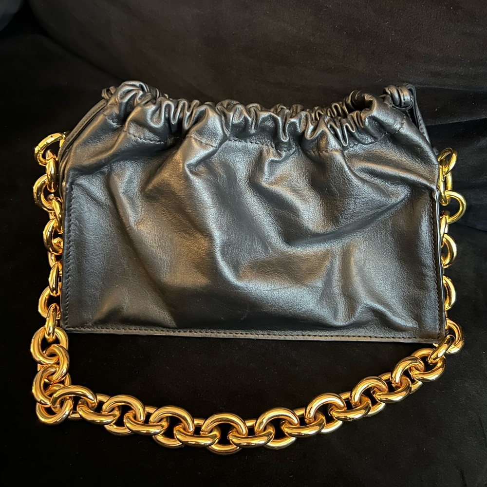 Yuzefi Bom Chain Handle Handbag